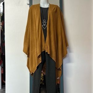 Carmel knit wrap NWT